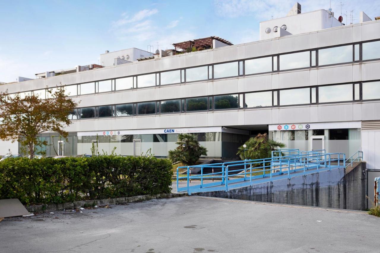 Attico Con Terrazza A Viareggio Apartamento Exterior foto