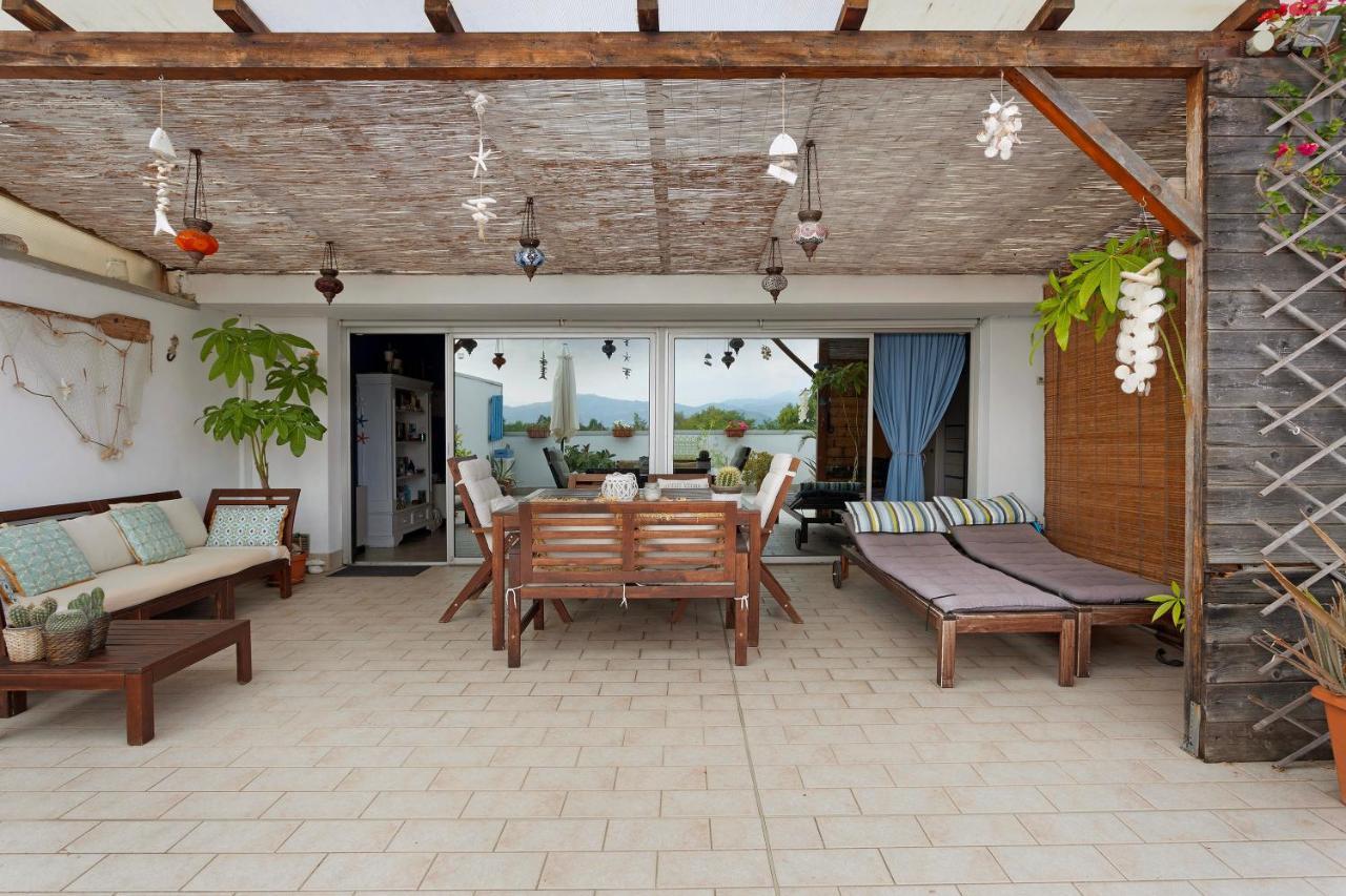 Attico Con Terrazza A Viareggio Apartamento Exterior foto